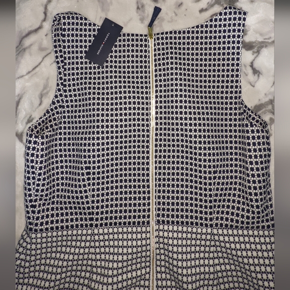 Tommy Hilfiger Dress, Size Medium. NWT - Picture 3 of 6
